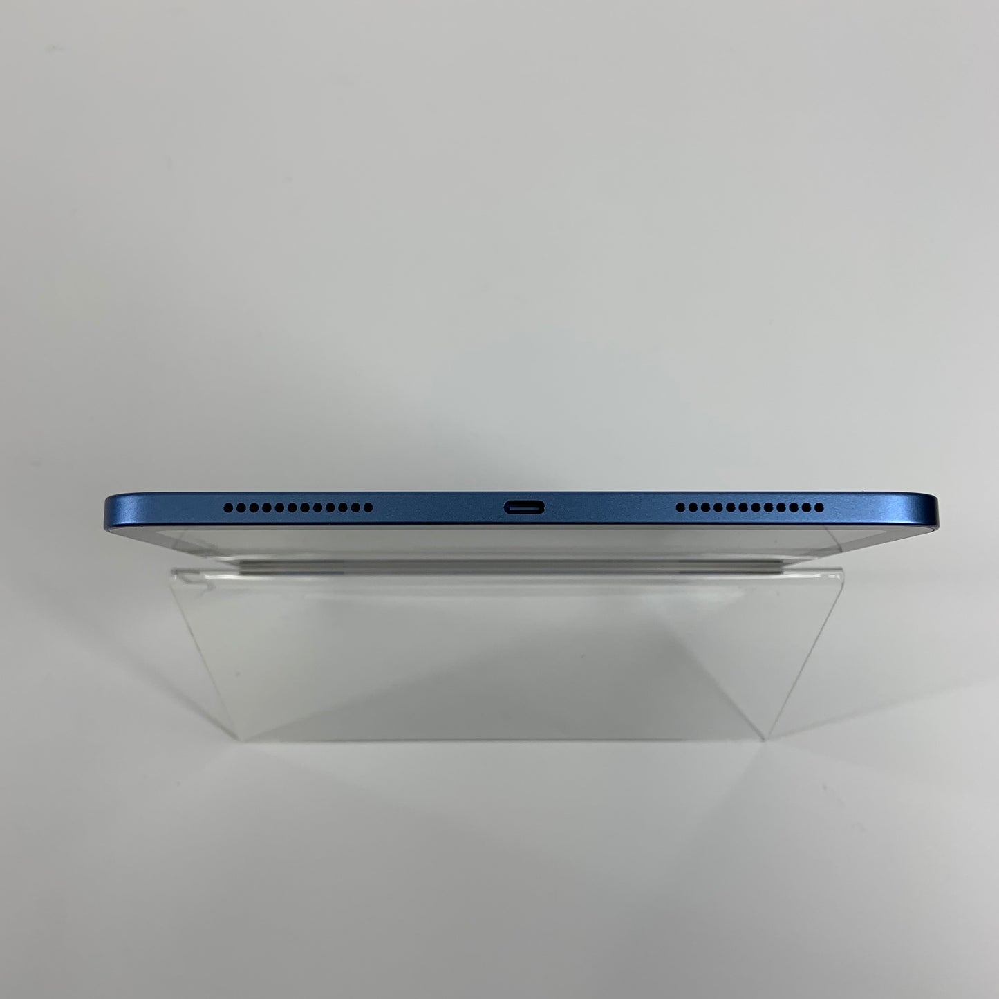 WiFi Only Apple iPad 10th Gen 64GB 18.5 Blue MPQ13LL/A