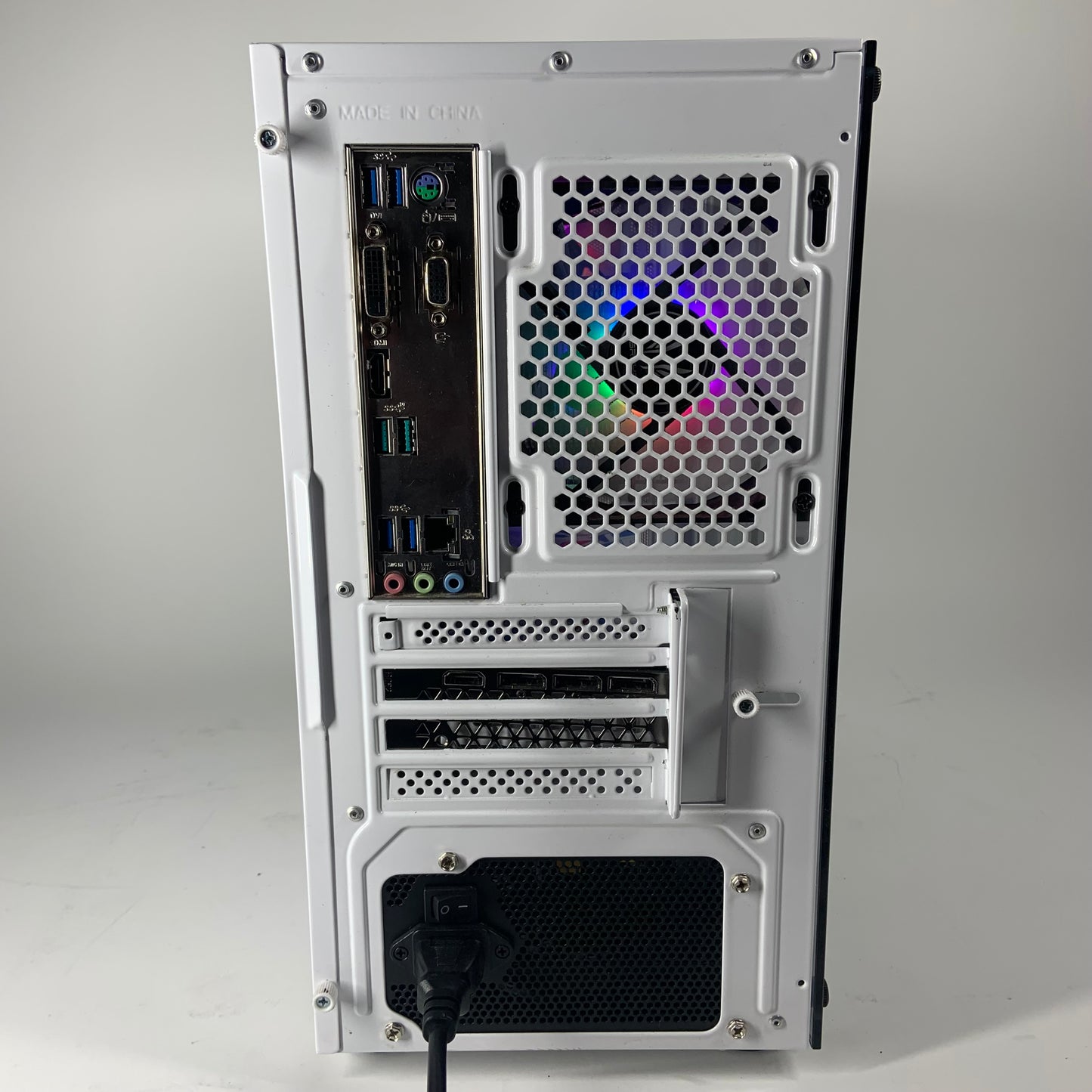 Custom White Micro-ATX RGB Gaming Ryzen 5 5600 GeForce RTX 3050 1TB SSD 16GB RAM Gaming PC