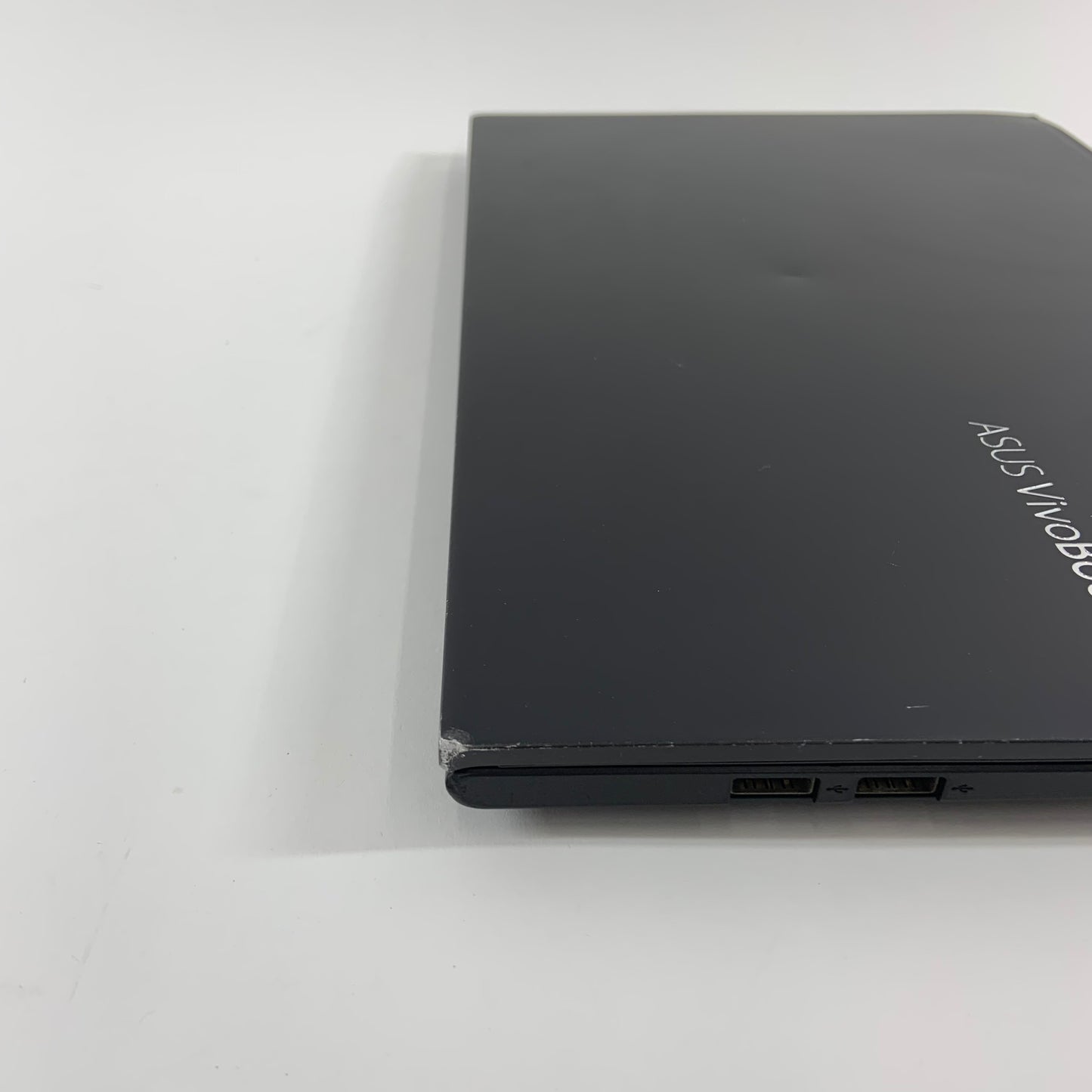 Asus VivoBook 15 K513E 15.6" i5-1135G7 2.4GHz 16GB RAM 1TB SSD