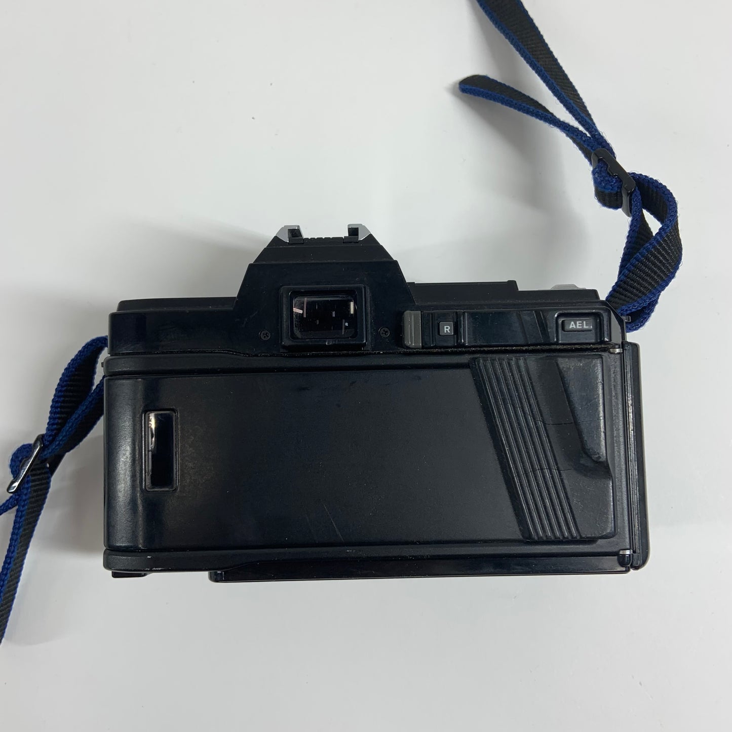 VINTAGE Minolta 7000 MAXXUM 35MM Film Camera BODY ONLY