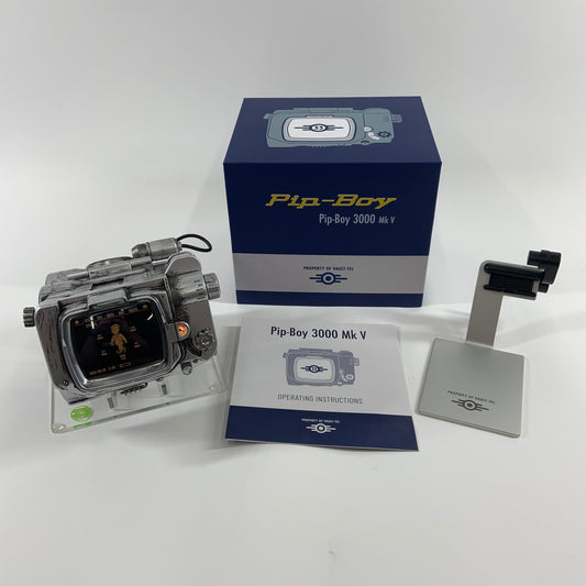The Wand Company Pip-Boy 3000 Mk V Die-Cast Replica Vault 33 Figure WRC18423