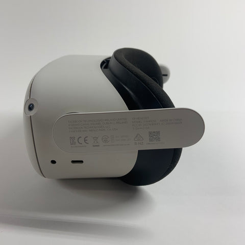 Meta Quest 2 128GB VR System KW49CM