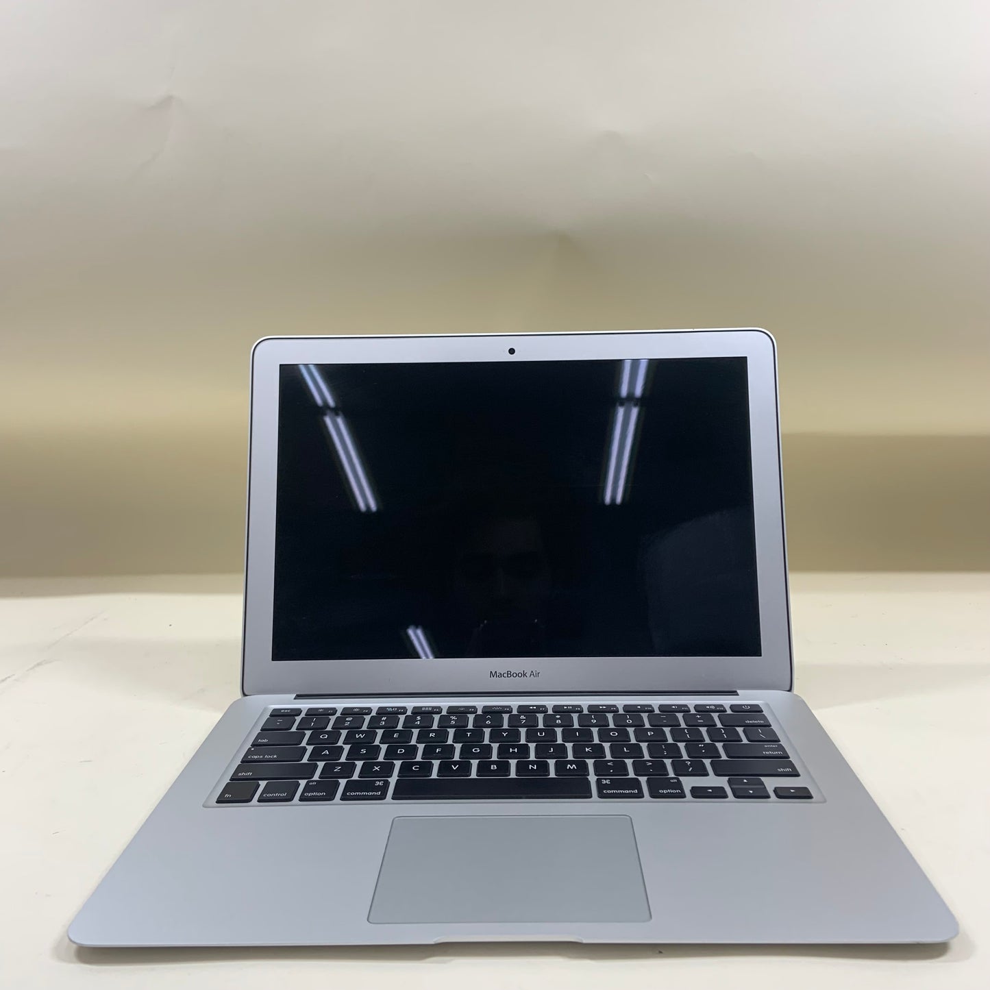 2015 Apple MacBook Air 13.3" i5 1.6GHz 8GB RAM 128GB SSD Silver A1466