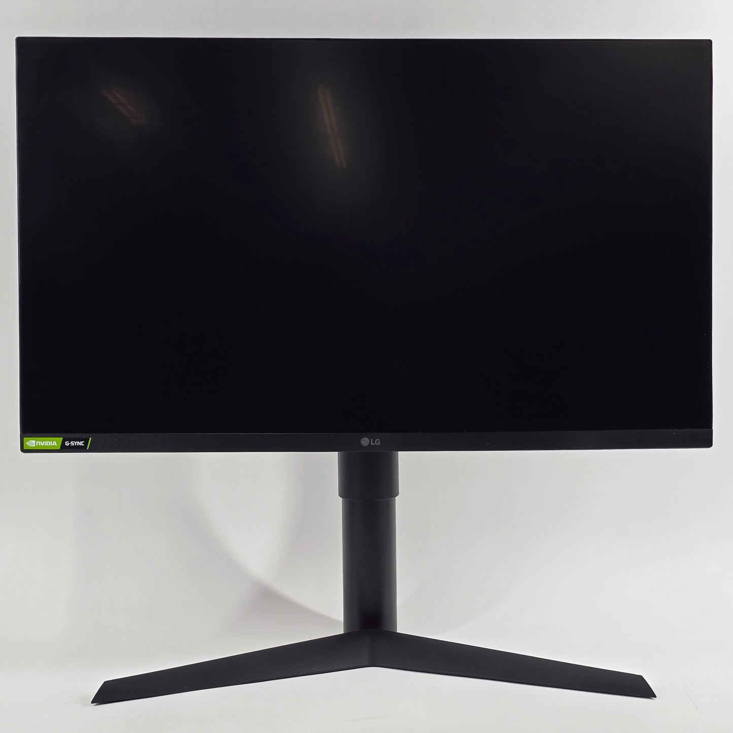 LG 27" 27GL83A UltraGear QHD Gaming Monitor 144Hz Refresh Rate