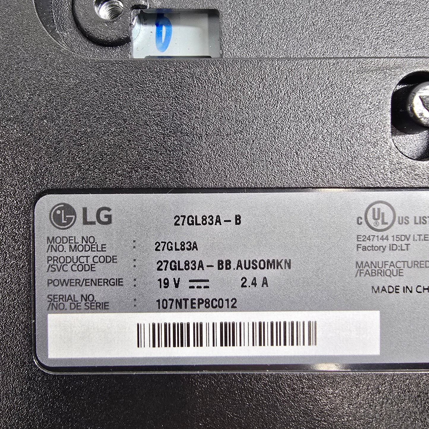 LG 27" 27GL83A UltraGear QHD Gaming Monitor 144Hz Refresh Rate